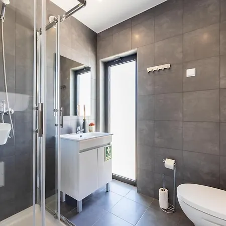 Front Loop Villa