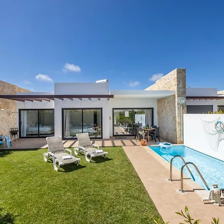 Villa Front Loop Sagres